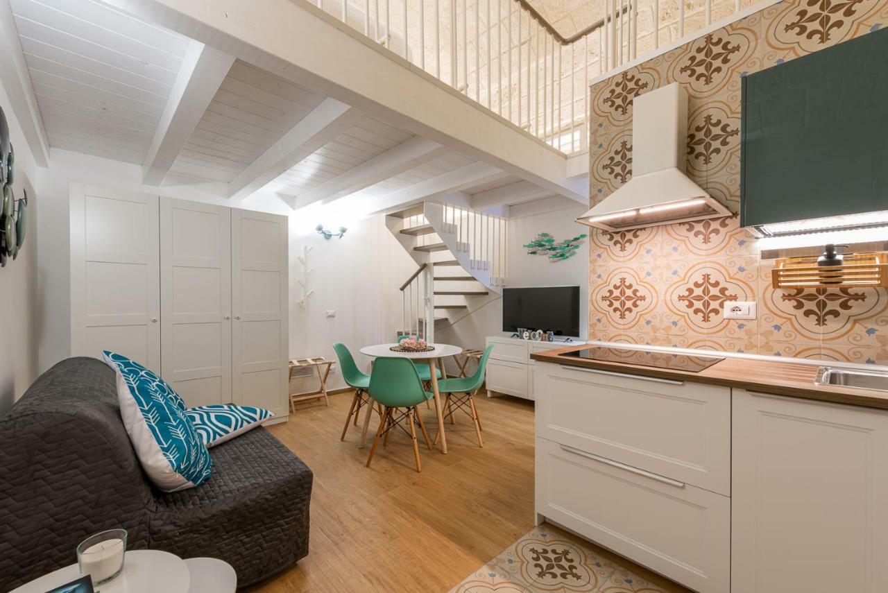 David Pretty Loft Near Central Station CasatuaБарі Екстер'єр фото